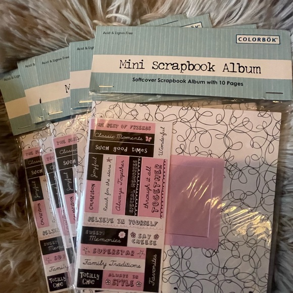 Mini Scrapbook Album Set(x19) - Picture 2 of 8